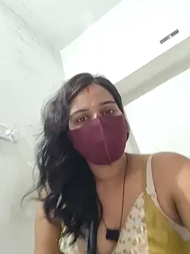 Snapshot of Poonam_bhoji chatting on 07/06/26, 04:31 Poonam bhoji online show from 07/06/26, 04:31
