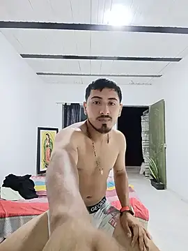 Santiag0122  online show from 05/24/26, 04:17