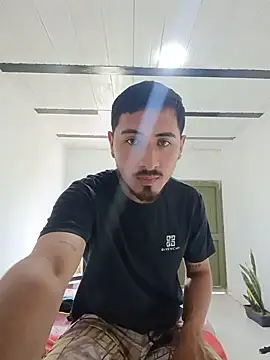 Santiag0122  online show from 05/25/26, 04:35