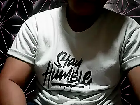 Flowerbebe online show from 05/22/26, 11:38