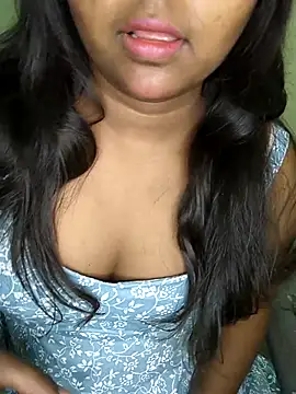 MISS MADHURIBABY online show from 04/22/26, 07:33