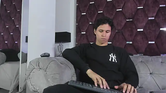 TonyBenedetti online show from 07/09/26, 08:46