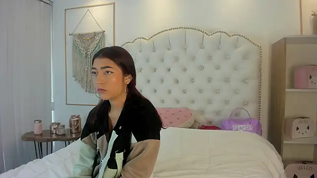 Sara funy online show from 05/19/26, 11:38