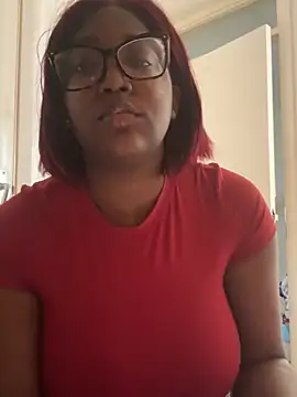 Snapshot of sweetzberri2 chatting on 03/03/26, 02:56 sweetzberri2 online show from 03/03/26, 02:56