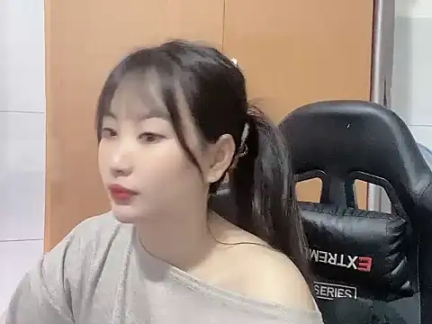 Sunny2868 online show from 03/13/26, 05:58