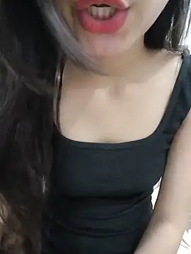 Snapshot of sexy_nadhu chatting on 06/15/26, 08:00 sexy nadhu online show from 06/15/26, 08:00