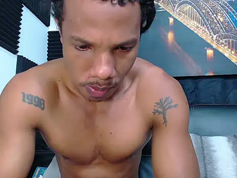 Snapshot of Josh_fit7 chatting on 03/16/26, 01:15 Josh fit7 online show from 03/16/26, 01:15