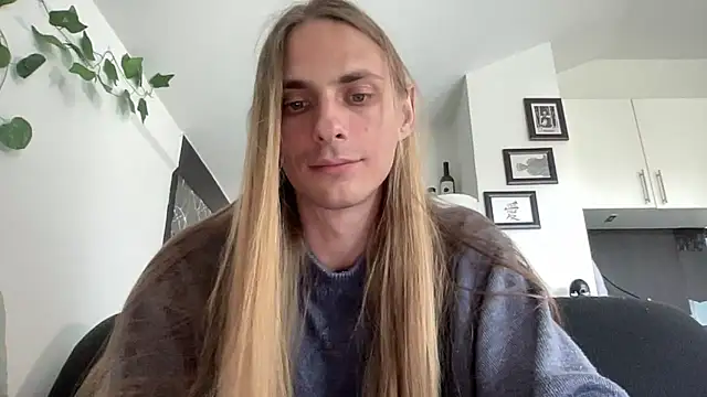 mi chyort online show from 04/25/26, 02:47