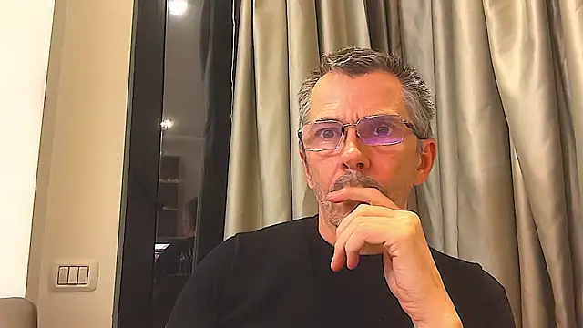 SerenaBFF online show from 02/24/26, 06:17