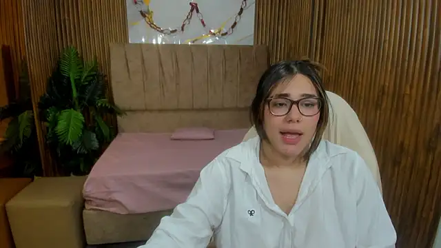 Isiis tay online show from 03/25/26, 04:02