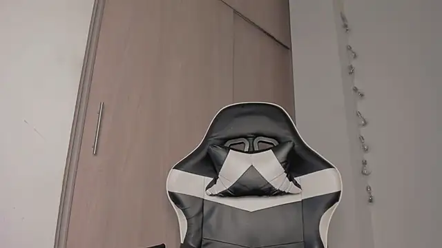 Axel  Blaze online show from 03/26/26, 12:22