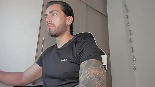 Axel  Blaze online show from 04/09/26, 12:21