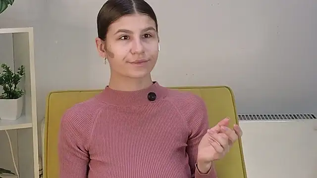 Snapshot of AnastaciaHazekamp chatting on 02/27/26, 08:14 AnastaciaHazekamp online show from 02/27/26, 08:14