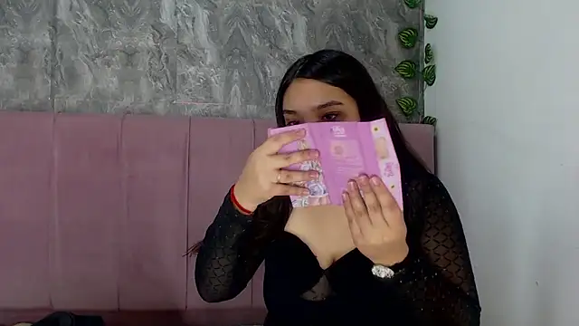 Snapshot of anyela_donecm chatting on 05/15/26, 07:32 anyela donecm online show from 05/15/26, 07:32