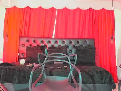 Lilith madame satan online show from 04/04/26, 06:49