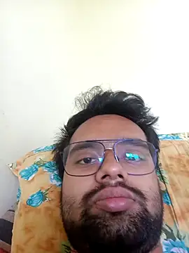 Snapshot of unknownmannn1234 chatting on 03/04/26, 04:40 unknownmannn1234 online show from 03/04/26, 04:40