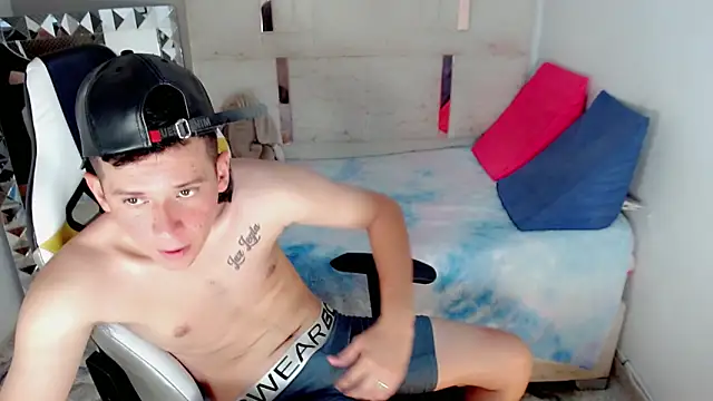 Stevan andrez  online show from 02/25/26, 01:10