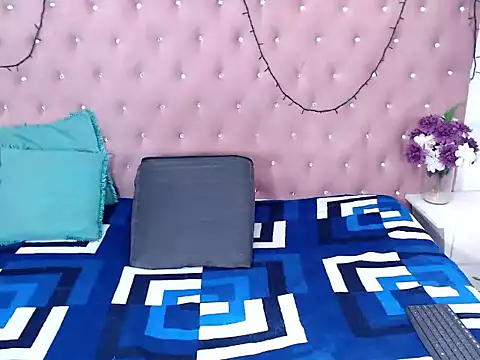 Snapshot of TiffannyValentine chatting on 03/01/26, 02:08 TiffannyValentine online show from 03/01/26, 02:08