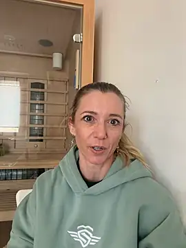 FitAnna online show from 02/28/26, 01:23