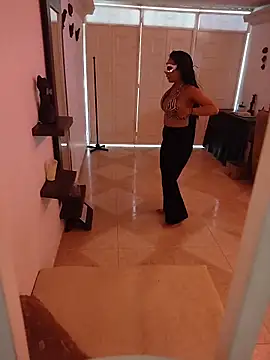 SHARLOTYJUANSTEVAN online show from 03/05/26, 10:06