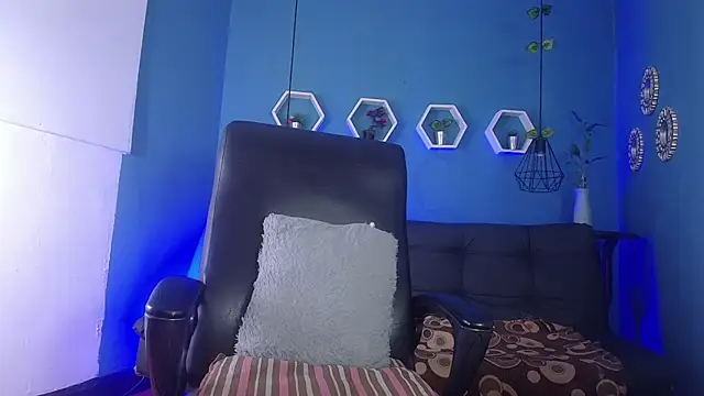 Assly Love online show from 02/26/26, 09:30