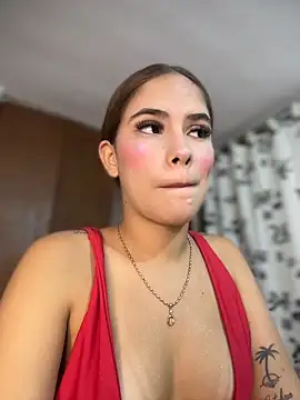 MiluRossee online show from 04/16/26, 05:52