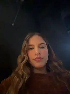 MiluRossee online show from 04/17/26, 04:26