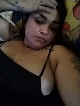 Cristal queen  online show from 03/12/26, 04:24