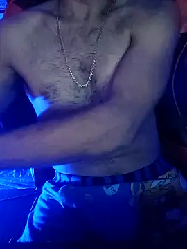 Snapshot of pascuuu96 chatting on 02/26/26, 05:50 pascuuu96 online show from 02/26/26, 05:50