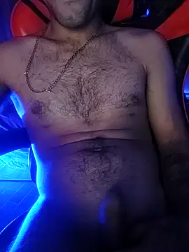 Snapshot of pascuuu96 chatting on 03/01/26, 07:32 pascuuu96 online show from 03/01/26, 07:32