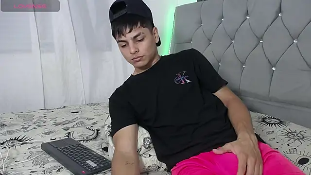 Logan Jhonson19 online show from 04/03/26, 03:15