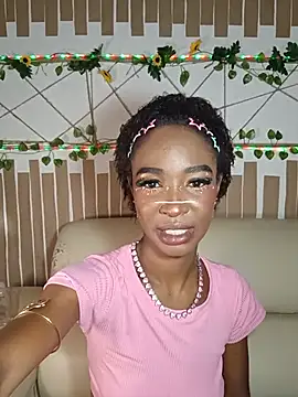 Snapshot of TinnaPeyton chatting on 07/24/26, 05:11 TinnaPeyton online show from 07/24/26, 05:11