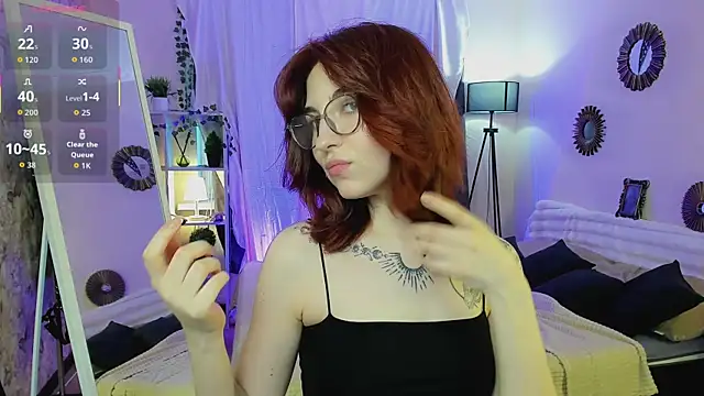 VittoriaNix online show from 04/03/26, 02:26