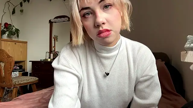 Snapshot of AmyTorry chatting on 03/15/26, 07:25 AmyTorry online show from 03/15/26, 07:25