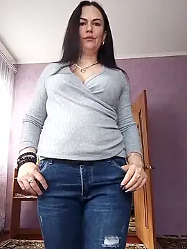 AmyLove471 online show from 04/04/26, 11:40