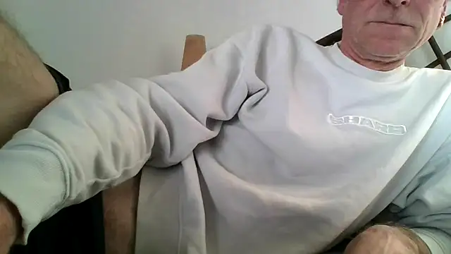 Geiler2203 online show from 02/26/26, 04:06