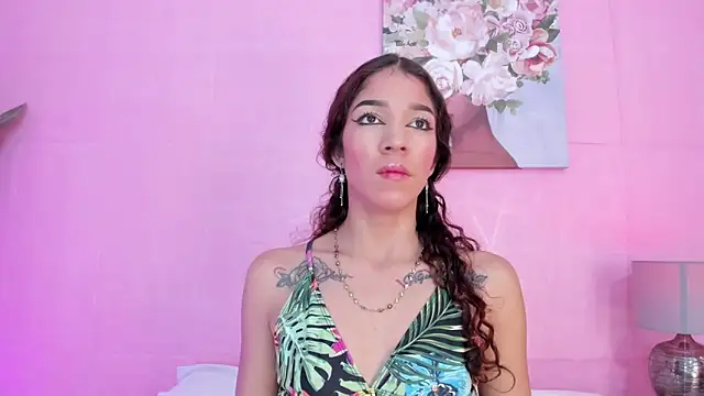 Snapshot of evelyn__rose1 chatting on 03/03/26, 06:14 evelyn rose1 online show from 03/03/26, 06:14