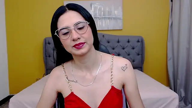Snapshot of alexaneuer chatting on 07/16/26, 01:28 alexaneuer online show from 07/16/26, 01:28