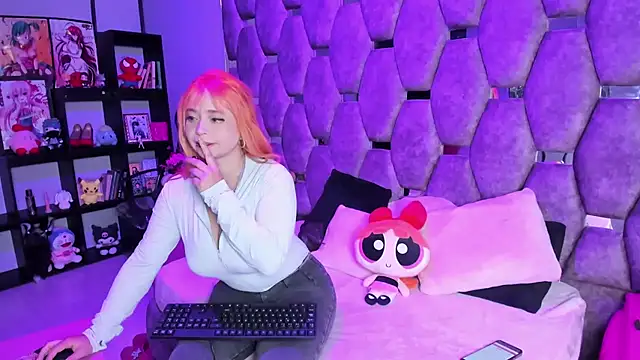 Maky Coss online show from 04/07/26, 01:33