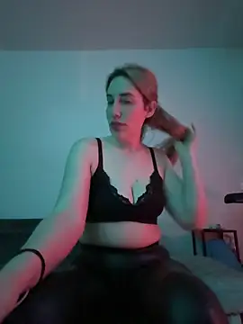 Snapshot of JuliaPrivat chatting on 03/02/26, 09:21 JuliaPrivat online show from 03/02/26, 09:21