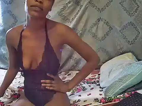 Snapshot of Sexyminnie chatting on 02/27/26, 08:31 Sexyminnie online show from 02/27/26, 08:31