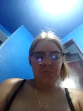 single kitten online show from 03/21/26, 01:05