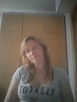 Snapshot of ChristinaYork chatting on 06/07/26, 05:27 ChristinaYork online show from 06/07/26, 05:27