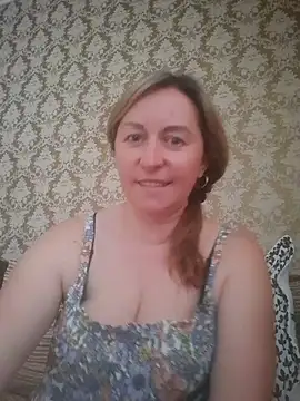 Snapshot of ChristinaYork chatting on 06/18/26, 08:36 ChristinaYork online show from 06/18/26, 08:36