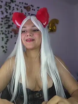 aurora bela online show from 04/17/26, 02:03