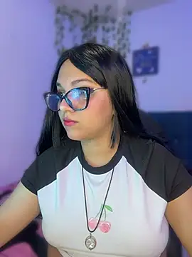 Snapshot of aurora_bela chatting on 07/16/26, 04:29 aurora bela online show from 07/16/26, 04:29