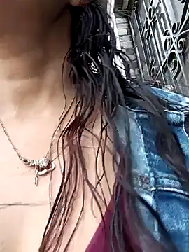 celeste kiss  online show from 04/04/26, 08:06