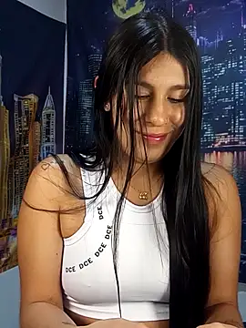 charlottte wh online show from 04/12/26, 06:29