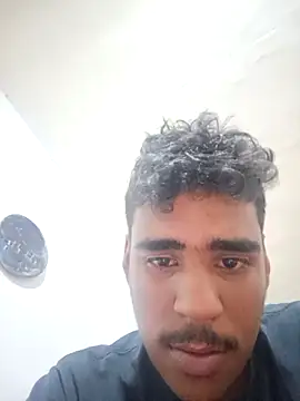 luis230436 online show from 02/26/26, 12:42