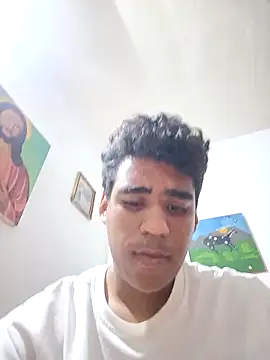 luis230436 online show from 03/31/26, 04:35